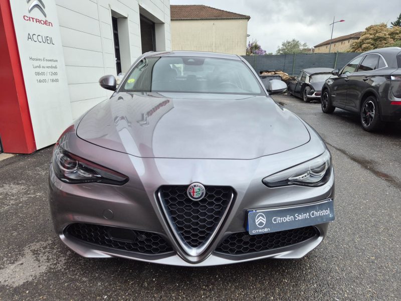 ALFA ROMEO GIULIA 2021