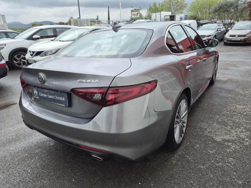 ALFA ROMEO GIULIA 2021