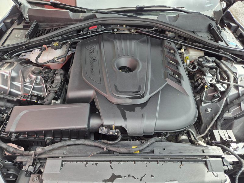 ALFA ROMEO GIULIA 2021