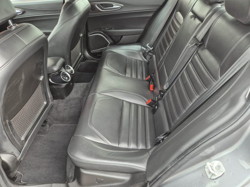 ALFA ROMEO GIULIA 2021