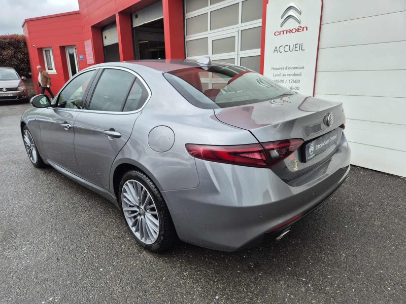 ALFA ROMEO GIULIA 2021