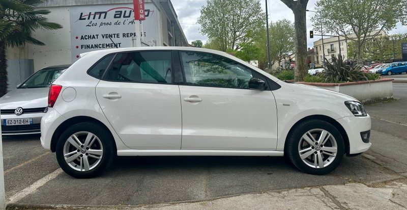 VOLKSWAGEN POLO 2012