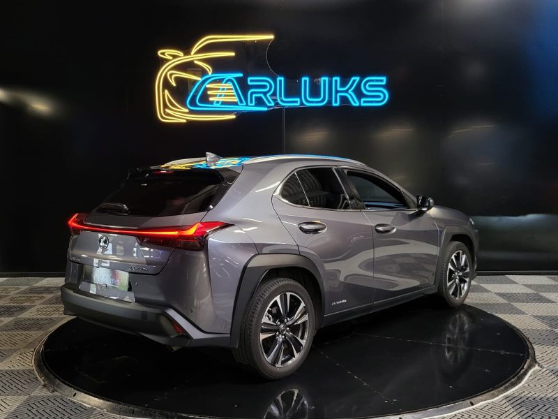 LEXUS UX 250H 184cv PREMIUM EDITION / SUIVI LEXUS / CARPLAY / CAMERA DE RECUL / HORLOGE ANALOGIQUE /