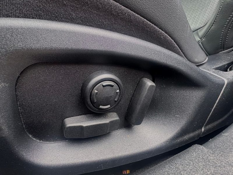 JAGUAR XE 25t 2.0 240 PORTFOLIO AUTO*GPS*CUIR*XENON*