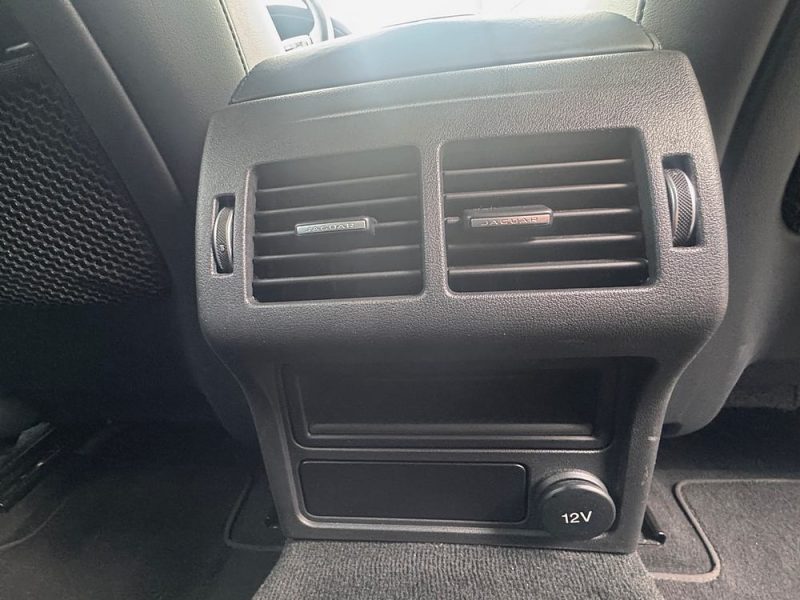 JAGUAR XE 25t 2.0 240 PORTFOLIO AUTO*GPS*CUIR*XENON*