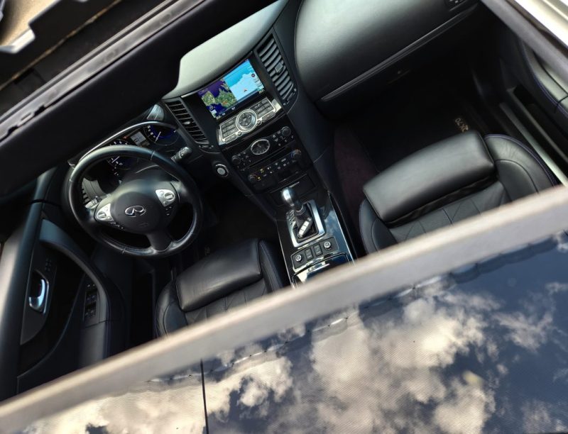 Infiniti QX70 QX 70 3.7 V6 320 S PREMIUM*TOIT*360°CAMERA*