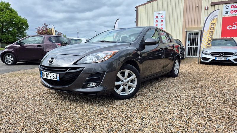 MAZDA Mazda 3 2011