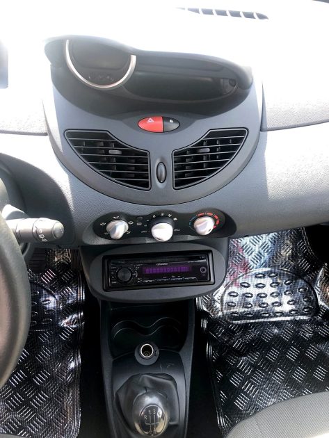 RENAULT TWINGO 2011 garantie 12 mois