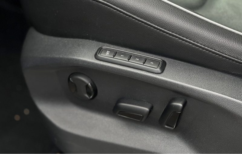 VOLKSWAGEN TIGUAN II 2.0 TDi 16V BMT Rline 4Motion 150 ch GARANTIE 6 MOIS