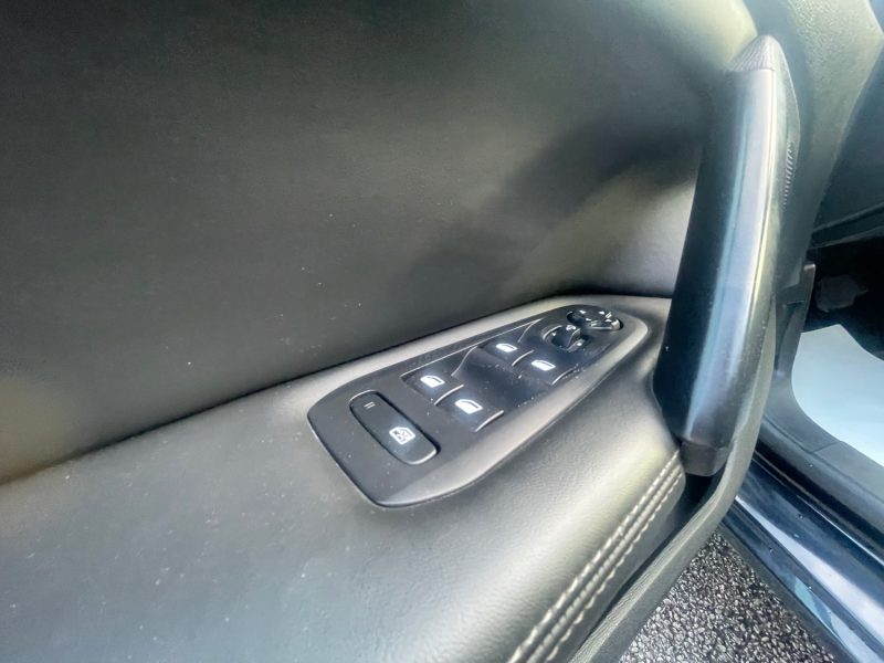 PEUGEOT 308 SW BOITE AUTOMATIQUE 2.0 HDI 150CV