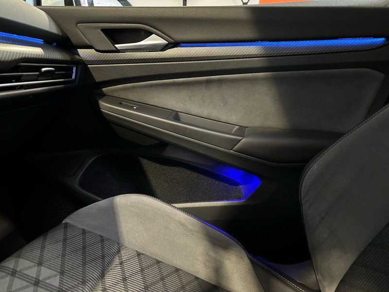 VOLKSWAGEN GOLF VIII 2020