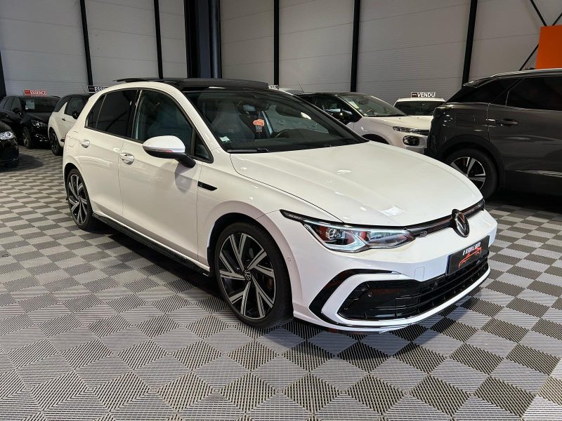 VOLKSWAGEN GOLF VIII 2020