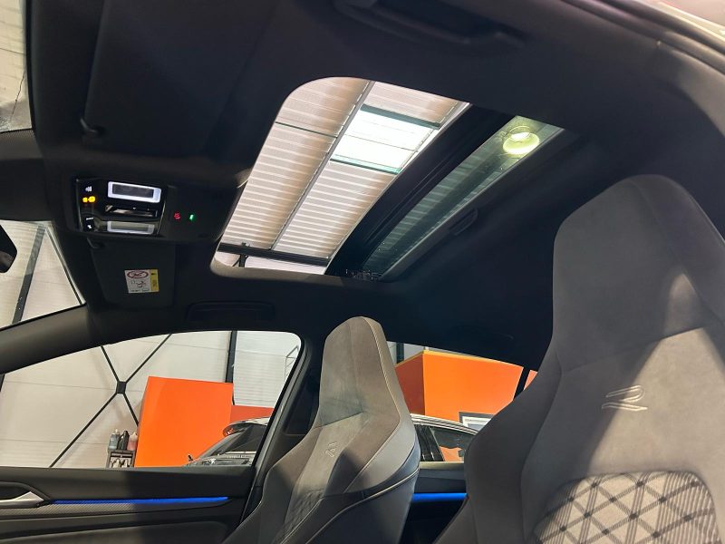 VOLKSWAGEN GOLF VIII 2020