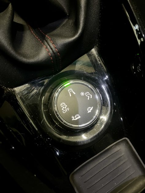 PEUGEOT 2008 1.6 Bluehdi 100ch GT Line BVM5 5 portes