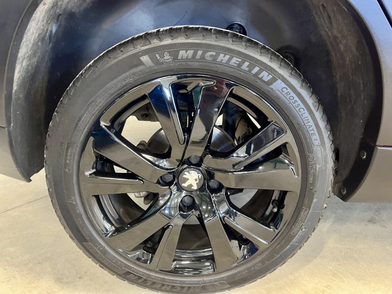 PEUGEOT 2008 1.6 Bluehdi 100ch GT Line BVM5 5 portes