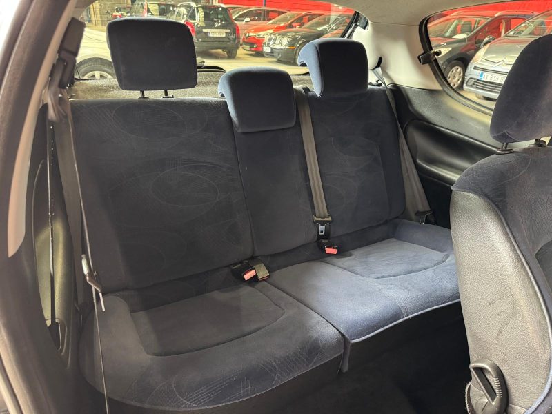 PEUGEOT 206+ 1.4 HDI 70 Urban 