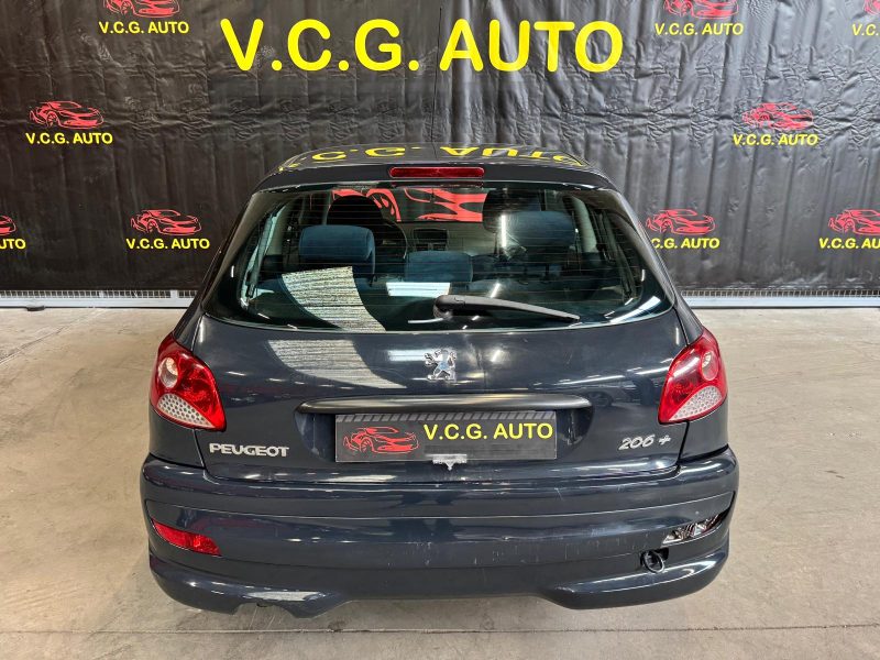PEUGEOT 206+ 1.4 HDI 70 Urban 
