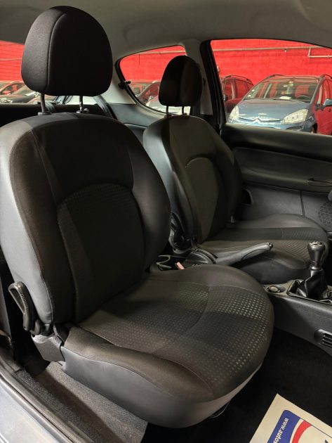 PEUGEOT 206+ 1.1i 60 Urban 