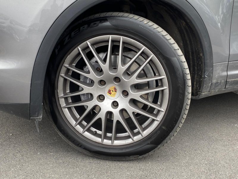 PORSCHE CAYENNE 3.0 V6 D 211Ch - Garantie 6 mois
