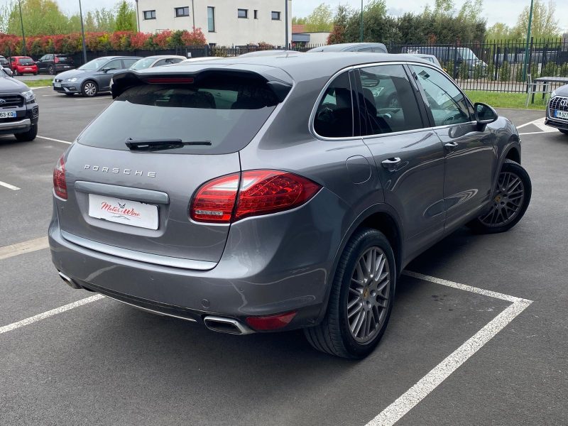 PORSCHE CAYENNE 3.0 V6 D 211Ch - Garantie 6 mois