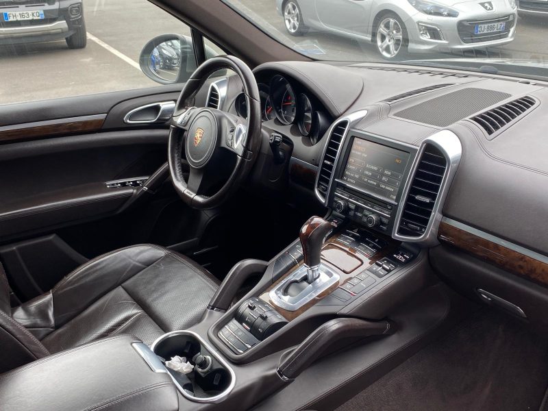 PORSCHE CAYENNE 3.0 V6 D 211Ch - Garantie 6 mois