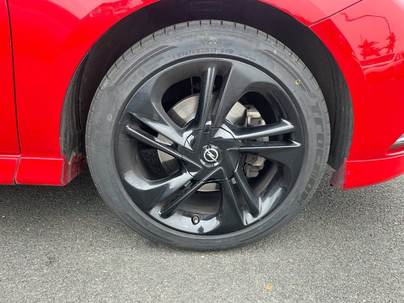 OPEL CORSA - V 1.4 TURBO 100 S/S COLOR EDITION 3P - TOIT OUVRANT - GARANTIE