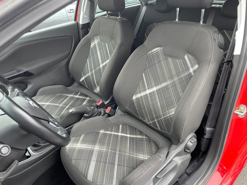 OPEL CORSA - V 1.4 TURBO 100 S/S COLOR EDITION 3P - TOIT OUVRANT - GARANTIE