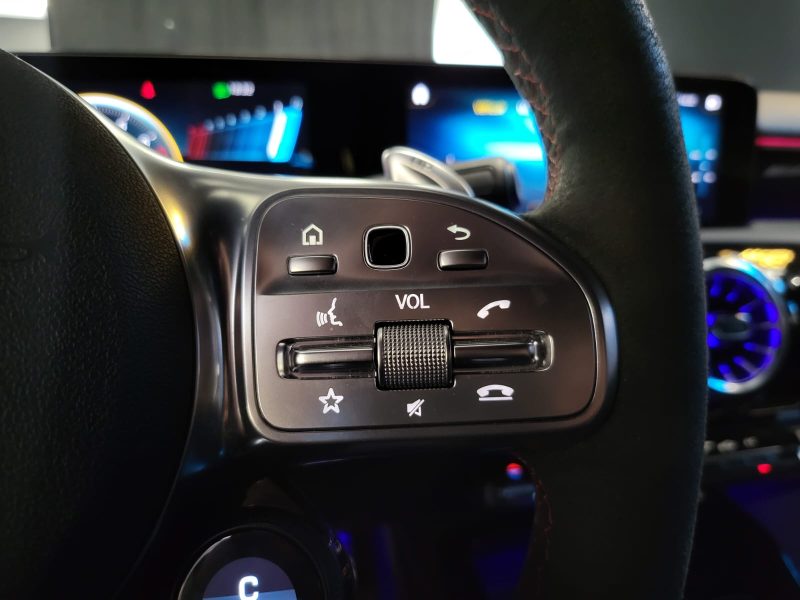 MERCEDES CLASSE A35 AMG 4-MATIC 7G-DCT / VOLANT SPORT + SIEGES BAQUET + SUIVIE MERCEDES /