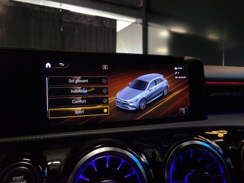 MERCEDES CLASSE A35 AMG 4-MATIC 7G-DCT / VOLANT SPORT + SIEGES BAQUET + SUIVIE MERCEDES /