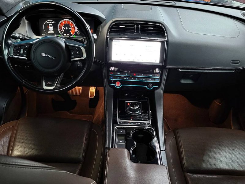 JAGUAR F-PACE 3.0 SC V6 380cv S AWD Boîte Auto