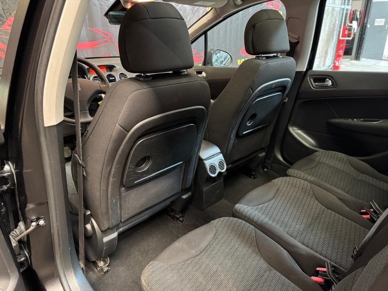 PEUGEOT 308 SW 1.6 HDi 110 Premium 