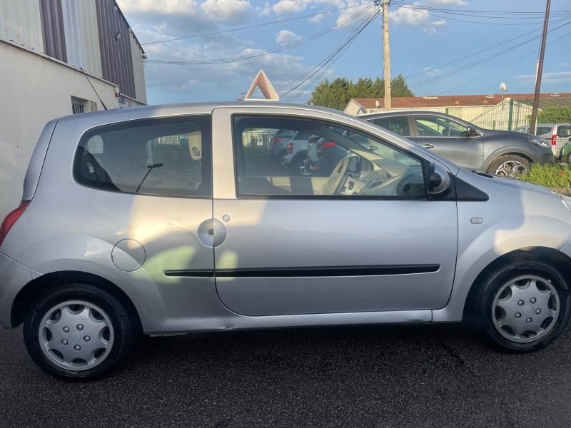 RENAULT TWINGO 2008 1.2I 75CV