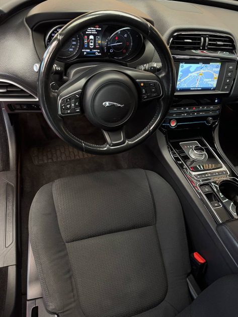 JAGUAR XE 2015