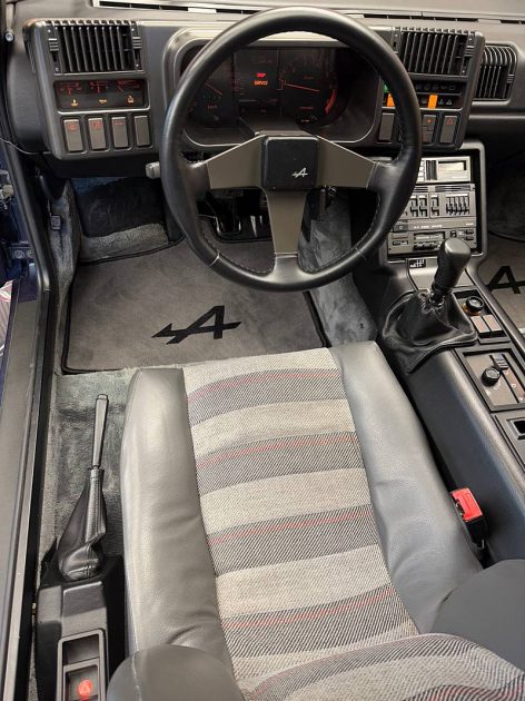 RENAULT ALPINE V6TU 2.5 V6 Turbo 205CV 1987