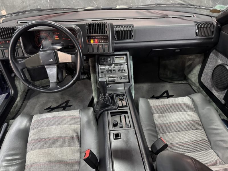 RENAULT ALPINE V6TU 2.5 V6 Turbo 205CV 1987