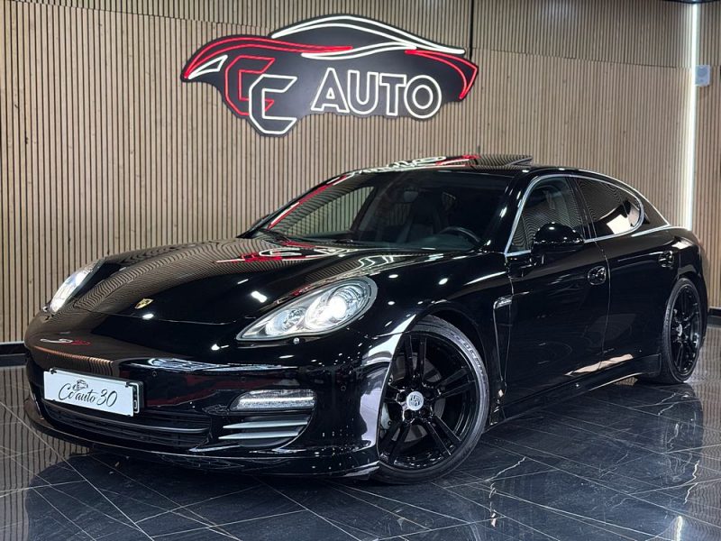 PORSCHE PANAMERA  2011
