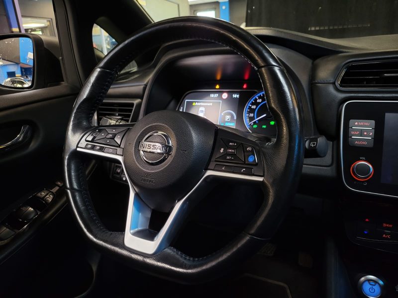 NISSAN LEAF 218cv TEKNA / CARPLAY / SIEGES CHAUFFANTS / CAMERA 360° / VOLANT CHAUFFANT / ACC /