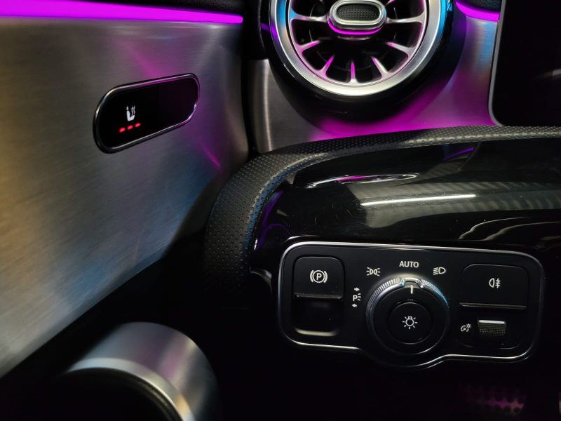  MERCEDES CLASSE A BERLINE 220d 190cv 2.0 AMG LINE 8G-DCT / TOIT OUVRANT + JANTES 19 ' + PARK ASSIST