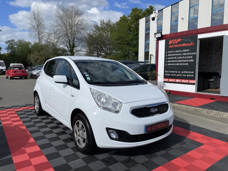 KIA VENGA 2013