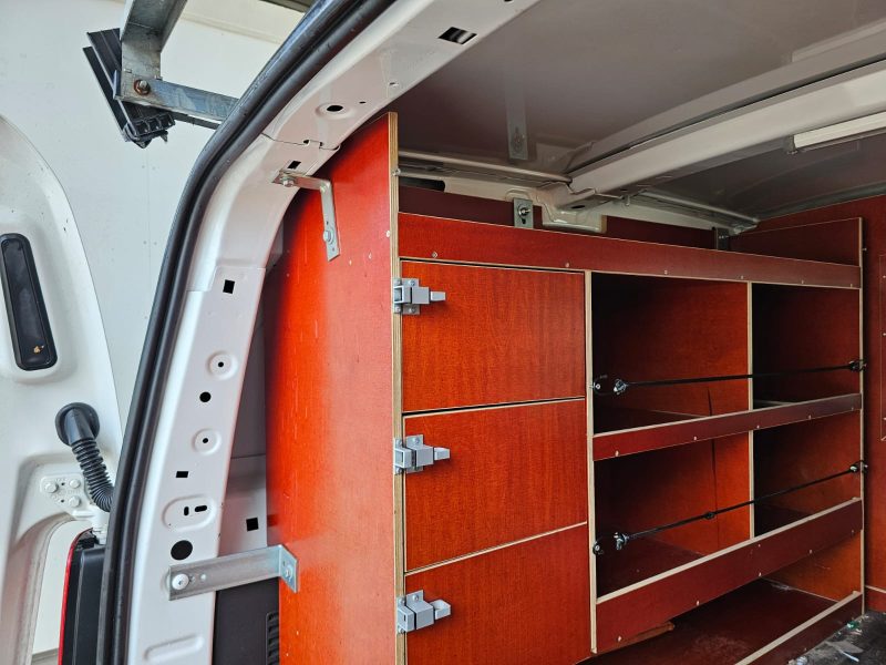 PEUGEOT PARTNER 2018