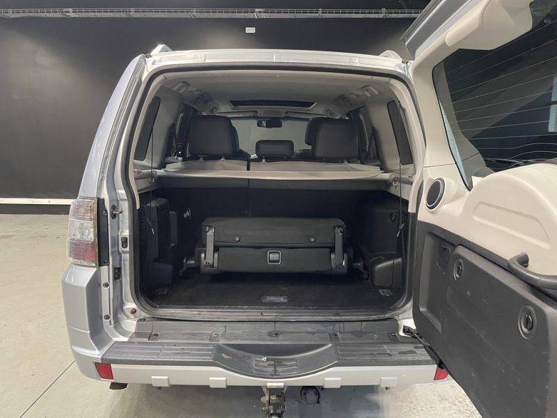 MITSUBISHI PAJERO 2010