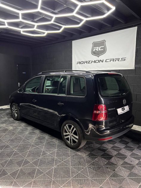 VOLKSWAGEN TOURAN 2007