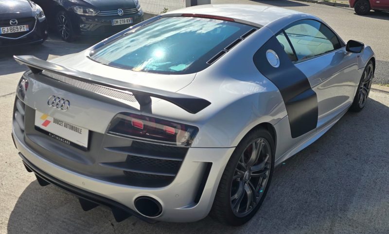 AUDI R8 GT 2011