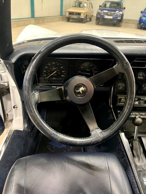 CHEVROLET Corvette C3 Targa 5.7 V8 200ch Automatique