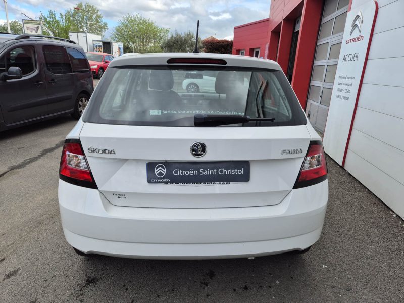 SKODA FABIA 2015