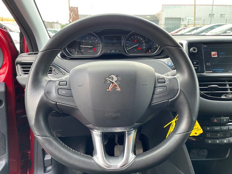 PEUGEOT 208 2019