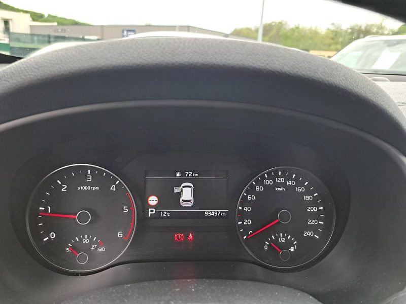 KIA SPORTAGE 1.6 CRDI 136 CV GT-LINE PREMIUM DCT7 4X4 TOIT OUVRANT SIEGES ET VOLANT CHAUFFANTS