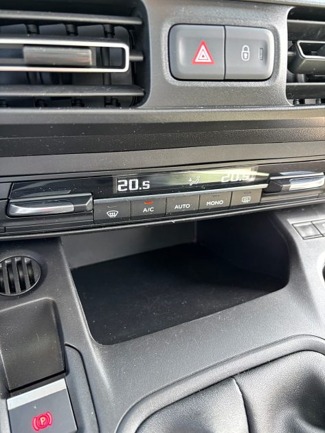 CITROEN BERLINGO HDI 100 cv M SHINE Garantie 12 mois