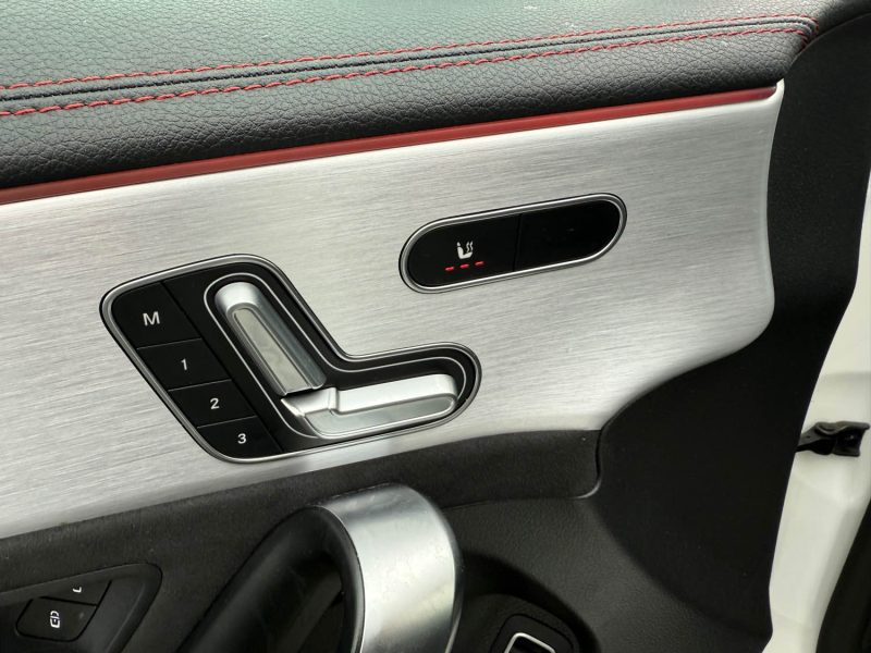 MERCEDES CLASSE CLA 2020