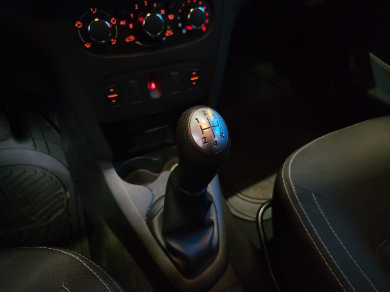 DACIA LOGAN II BERLINE 0.9 TCe 90ch eco² Ambiance MOTEUR A CHAINE / RADARS DE RECUL / BLUETOOTH